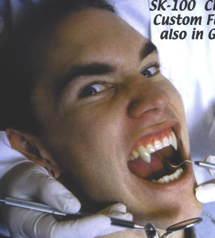 TEETH - FANGS - DELUXE