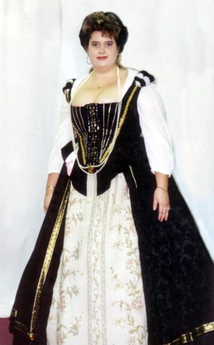 Renaissance Lady Size 20 XLarge