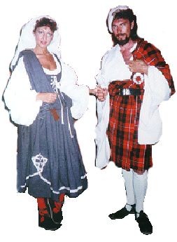 Renaissance Irish Girl Costume Size 5-10 SM-MD