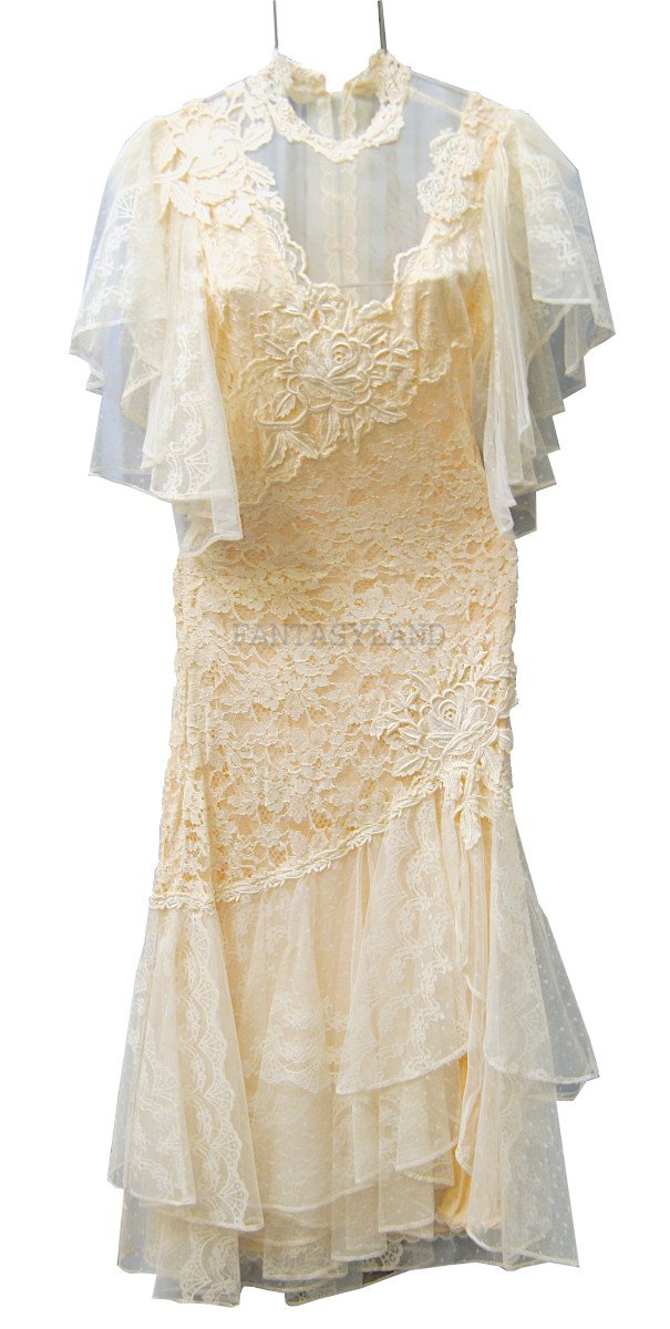 1970's Creme Dress Size SM - MD