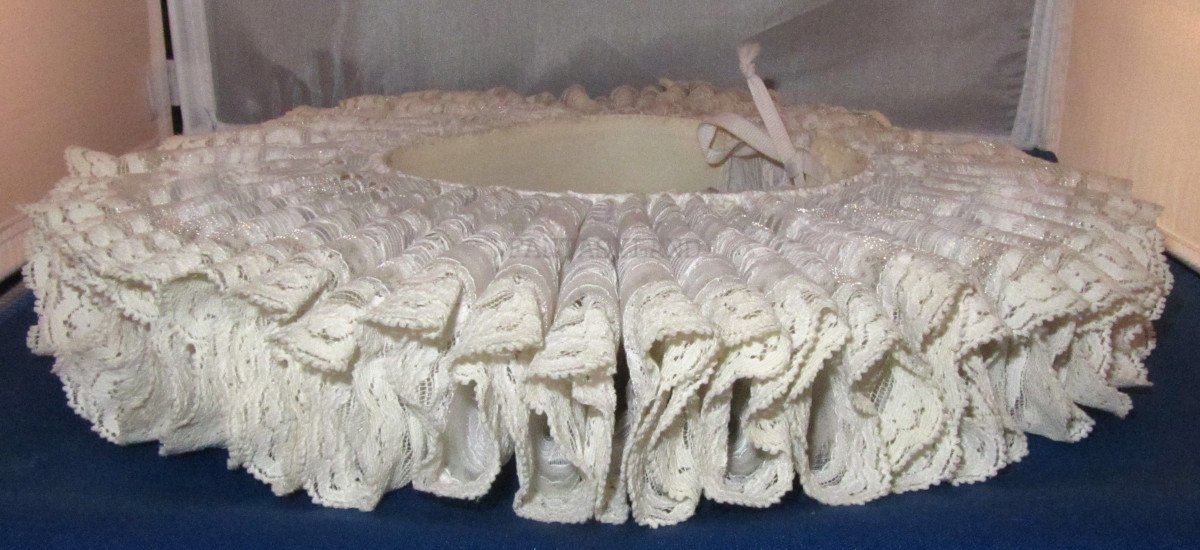 RENAISSANCE LACE NECK RUFF 15" to 17" NECK