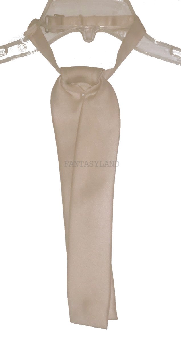 Creme Cravat