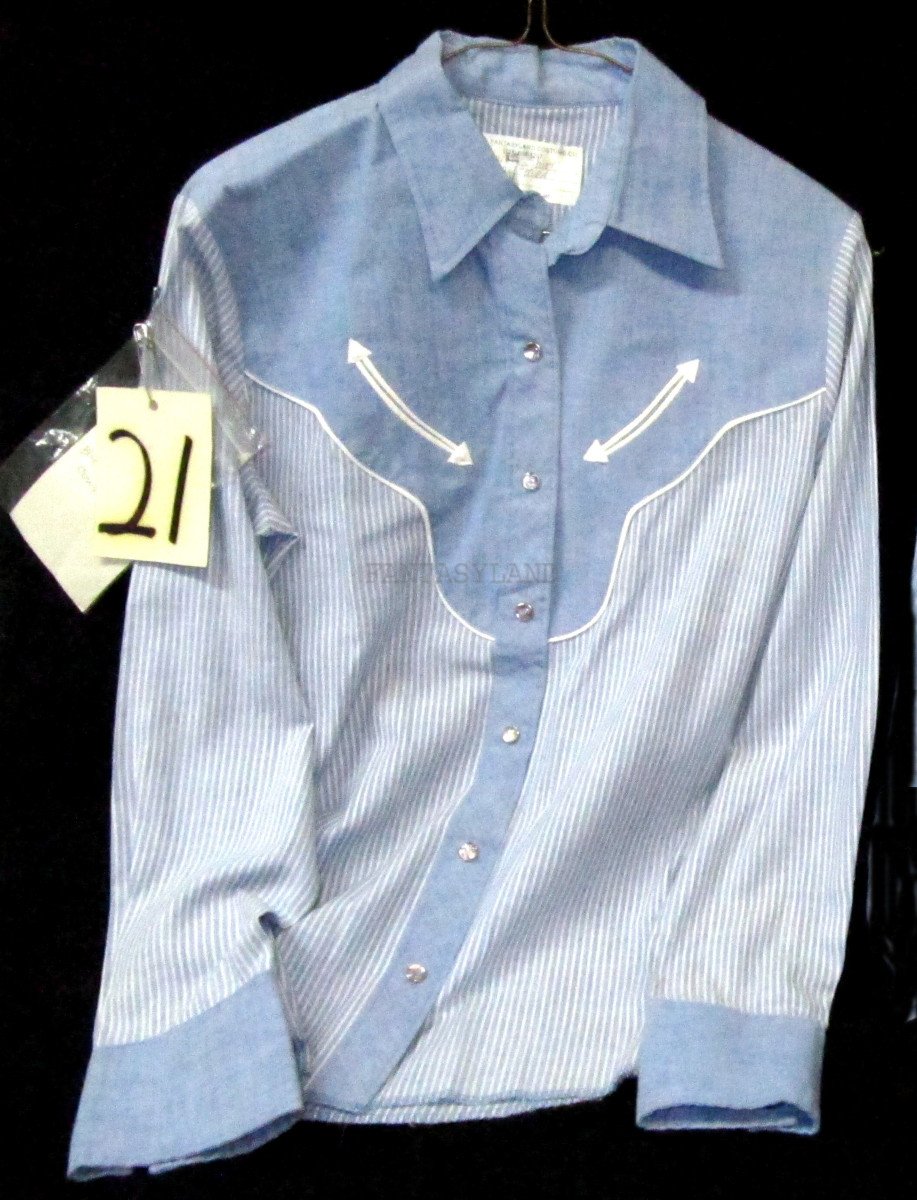 Western Cowgirl Shirt Blue Size Med.